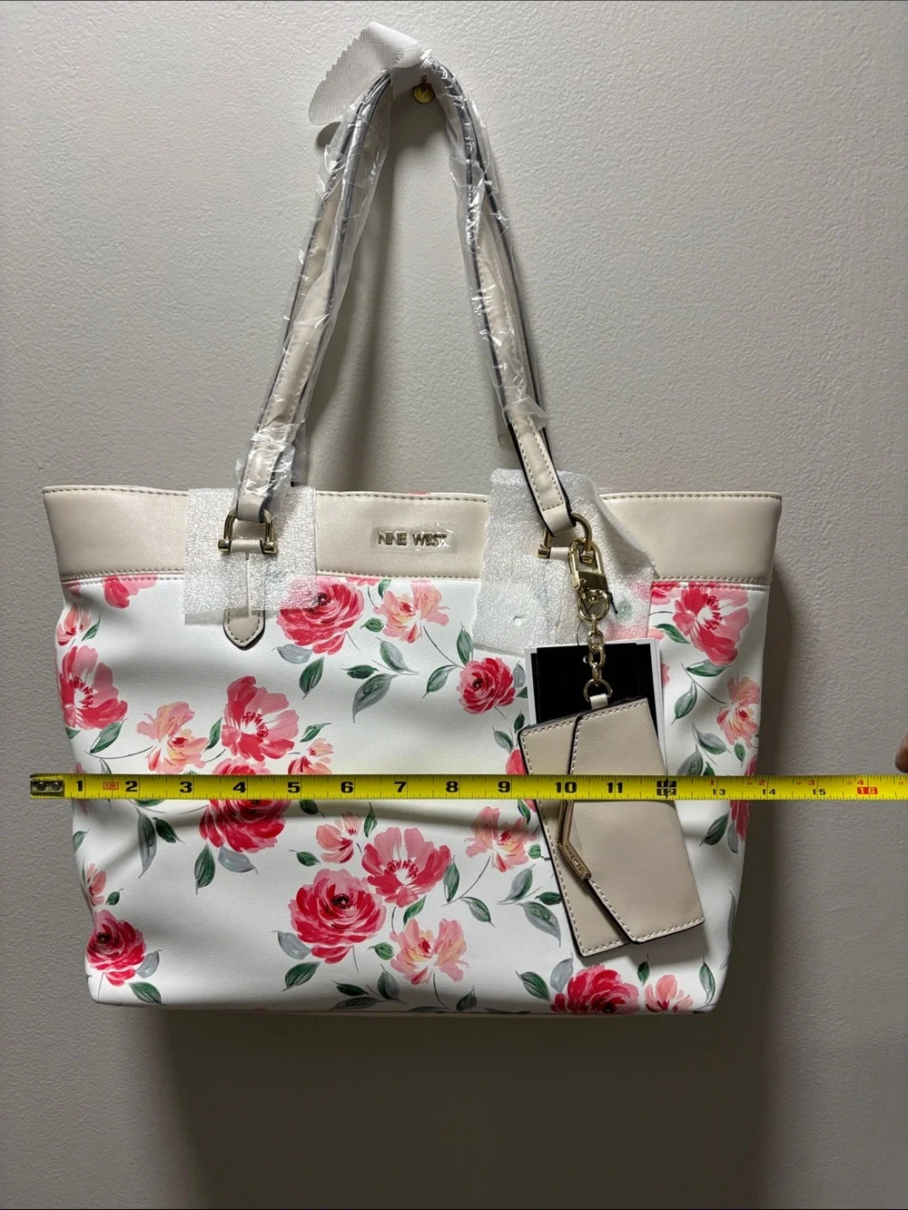 Nine West White Floral Tote Purse Bag Pink Roses Attached Keyring Card Holder